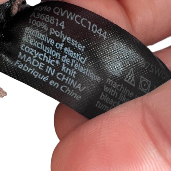 Barefoot Dreams CozyChic Pom Pom Beanie Scarf Set in Chestnut NWT - Picture 8 of 10